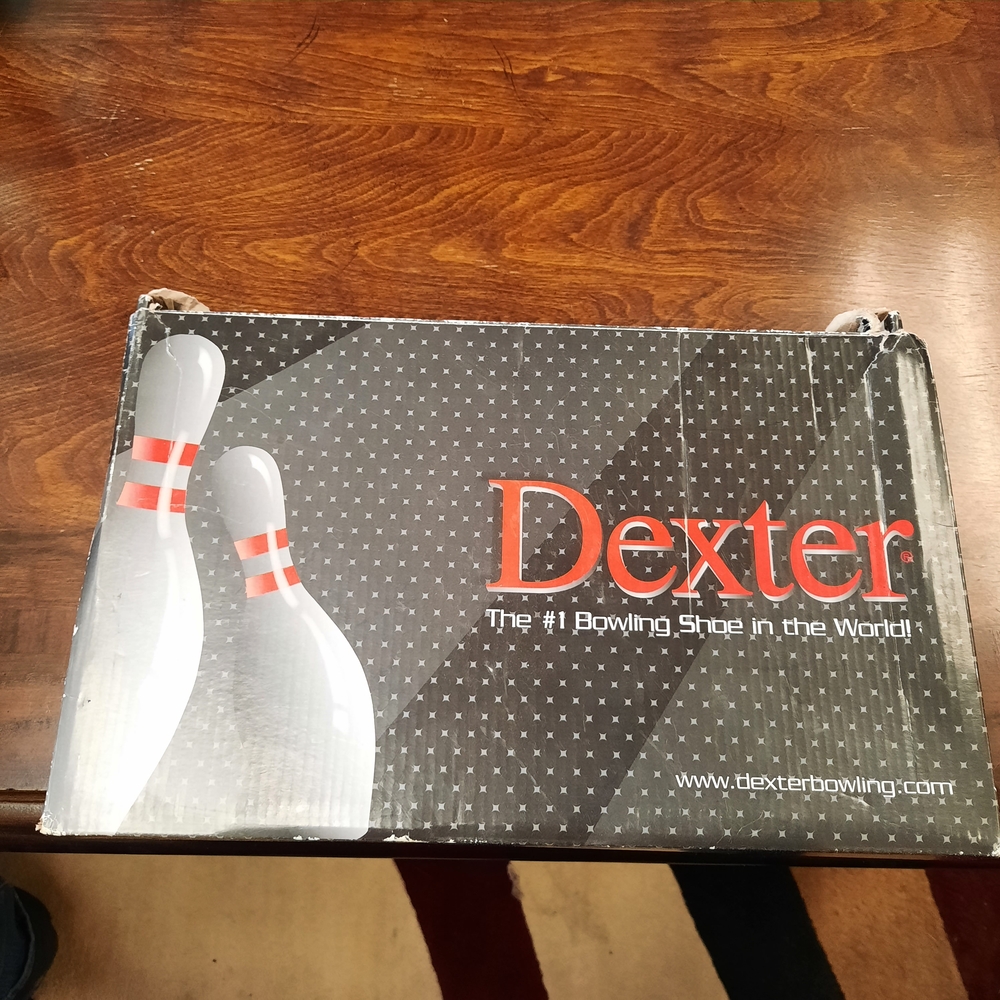 Dexter White Bowling Shoes - Picture 7 of 9